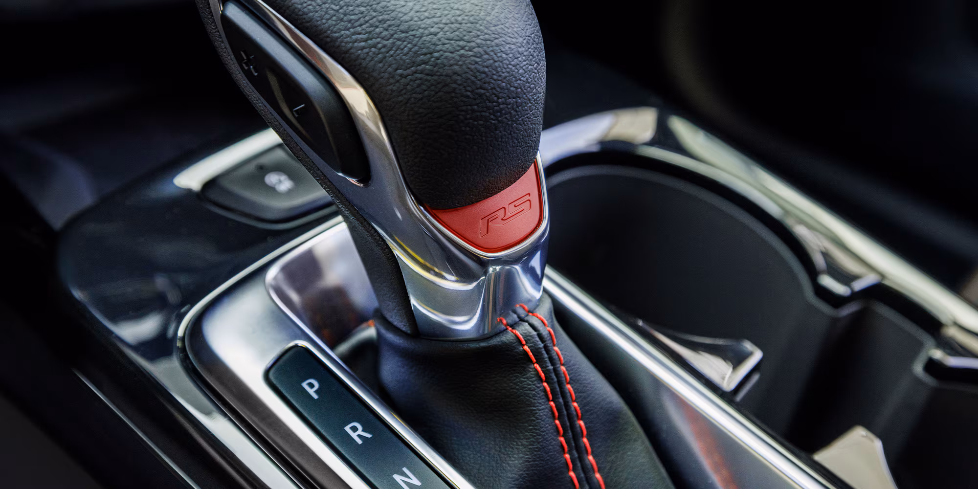 LUXURY / SPORT FEATURES