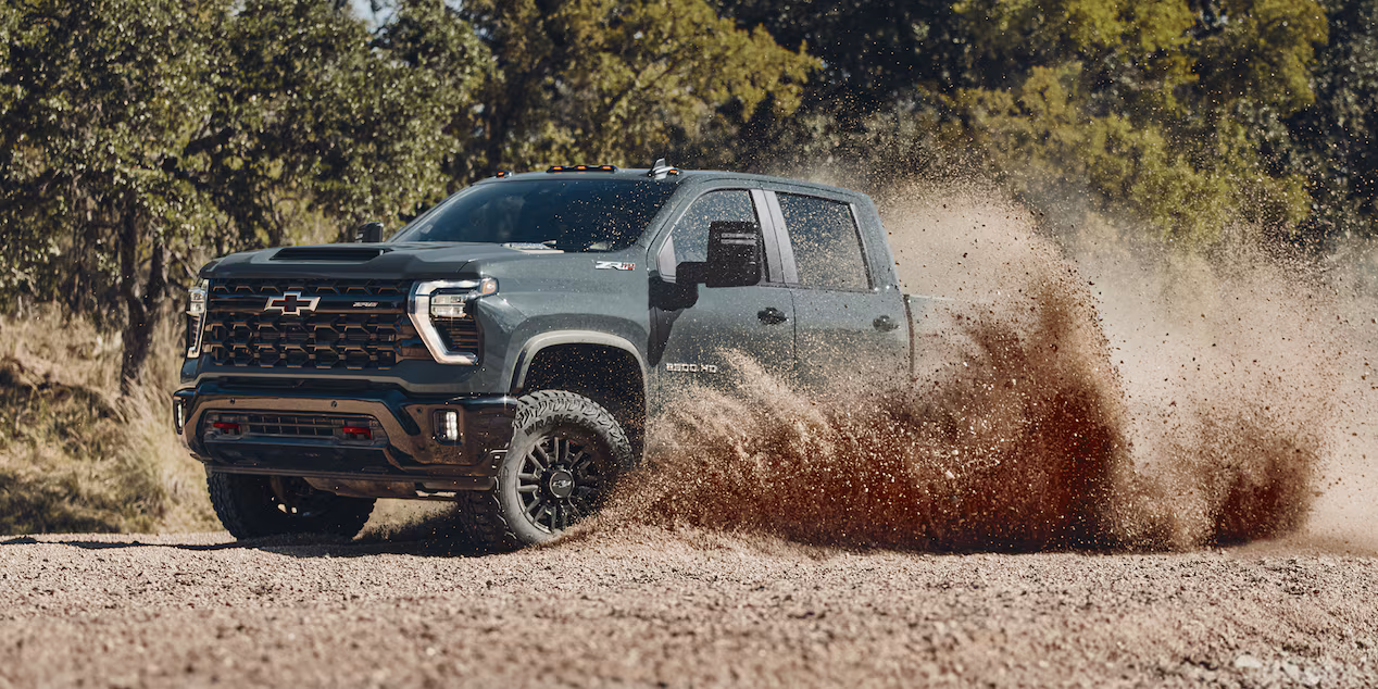 LUXURY / SPORT FEATURES